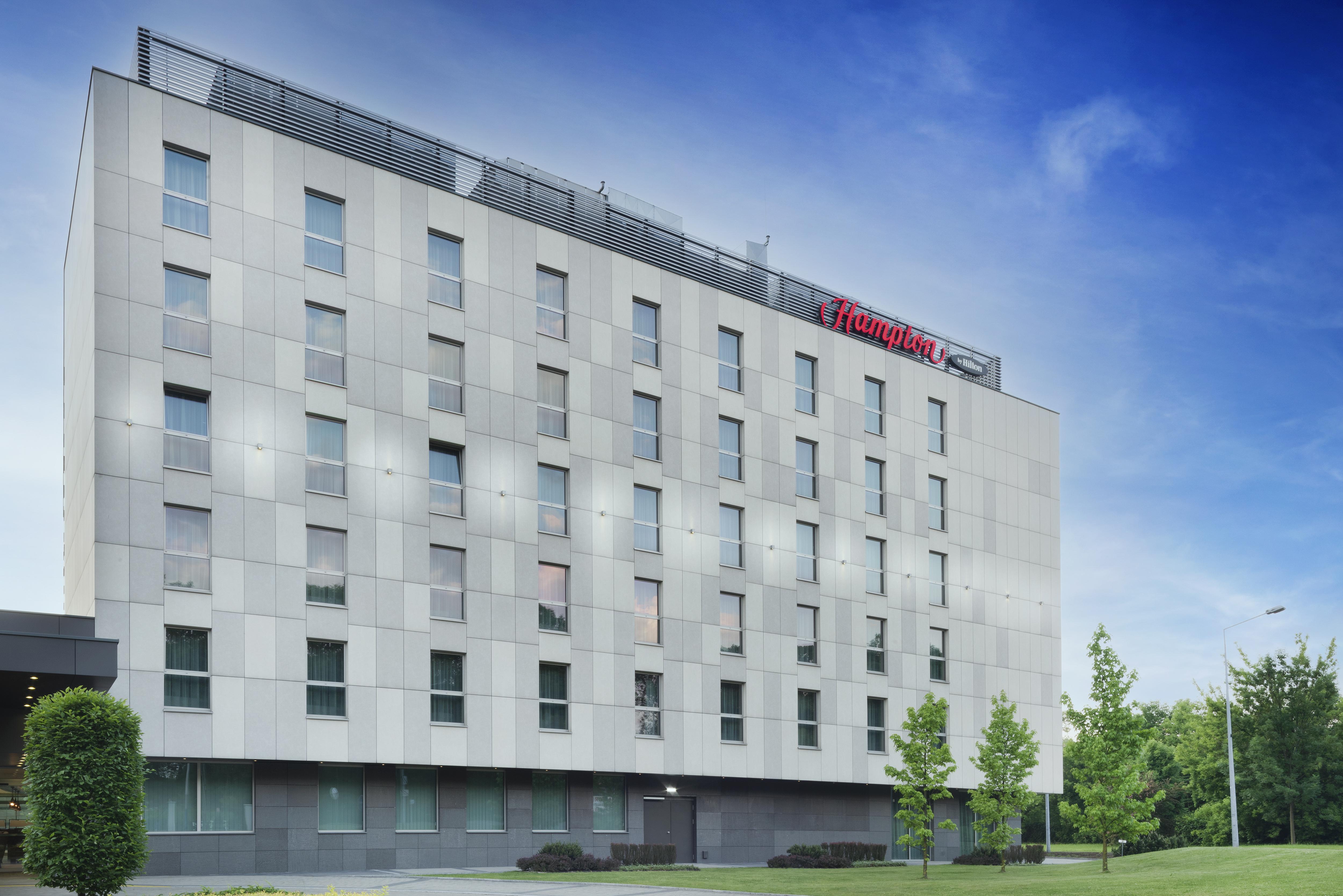 Hampton By Hilton Krakow Hotel Exterior foto